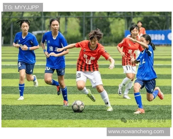 亲眼目睹足球明星风采的激动与感动瞬间