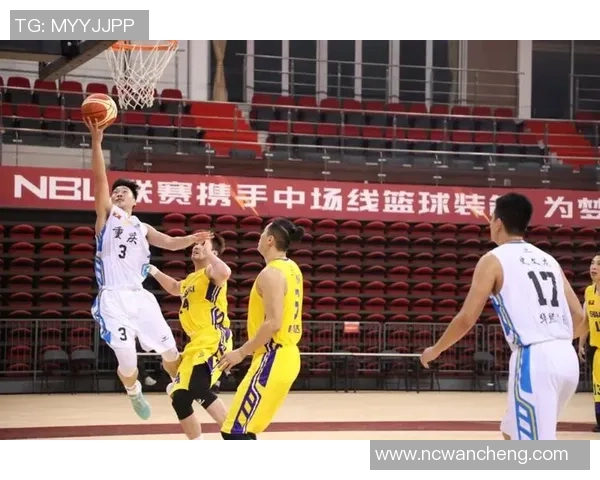 重庆篮球队与北京篮球队速度较量的赛后分析与反思