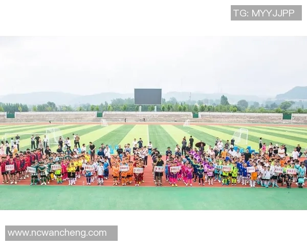 李琨足球：从青少年训练到职业赛场的成长之路与未来展望