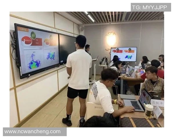 破足球利用新思路探讨提升运动表现与战术创新的结合方式